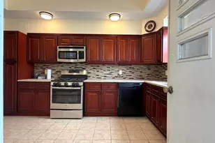49 E 33rd St, Bayonne, NJ 07002 - Photo 14