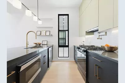 15 Manhattan Ave #2, Jersey City, NJ 07307 - Photo 6