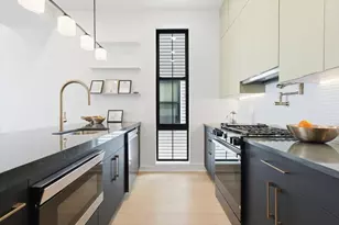 15 Manhattan Ave, Jersey City, NJ 07307 - Photo 6