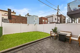 414 New York Ave, Jersey City, NJ 07307 - Photo 16