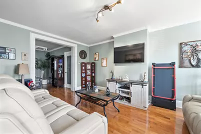 41 East 35th St, Bayonne, NJ 07002 - Photo 8