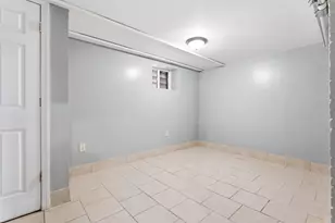 199 Ege Ave, Jersey City, NJ 07304 - Photo 20