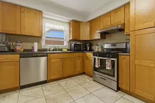 1129 E Henry St, Linden, NJ 07036 - Photo 10