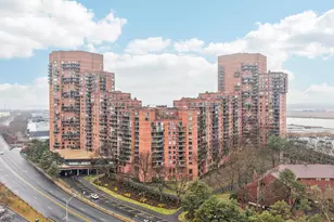 530 Harmon Cove Tower, Secaucus, NJ 07094 - Photo 34