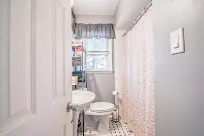 980 Schopman Dr, Secaucus, NJ 07094 - Photo 24
