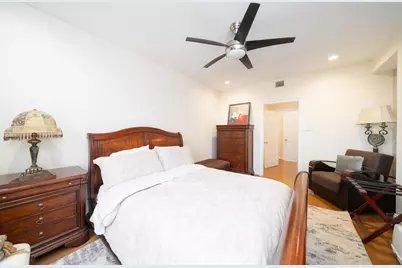 101 Shearwater Ct East #47, Jersey City, NJ 07305 - Photo 12
