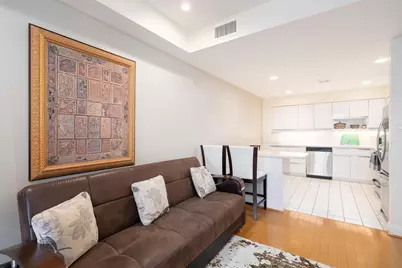 101 Shearwater Ct East #47, Jersey City, NJ 07305 - Photo 4