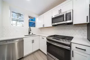 155 Van Horne St, Jersey City, NJ 07304 - Photo 10