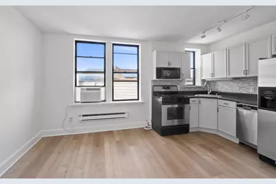 164 Ogden Ave #405, Jersey City, NJ 07307 - Photo 2