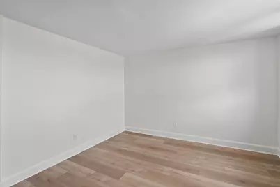 164 Ogden Ave #405, Jersey City, NJ 07307 - Photo 4