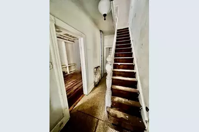 261 Bowers St, Jersey City, NJ 07307 - Photo 6