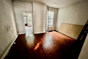 261 Bowers St, Jersey City, NJ 07307 - Photo 8