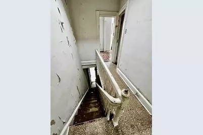 261 Bowers St, Jersey City, NJ 07307 - Photo 16