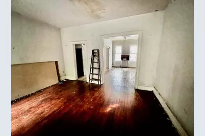 261 Bowers St, Jersey City, NJ 07307 - Photo 10