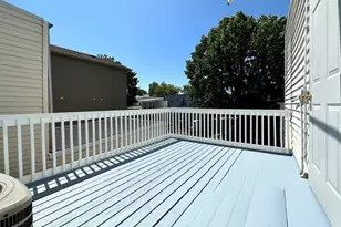 125 Zabriskie St, Jersey City, NJ 07307 - Photo 2