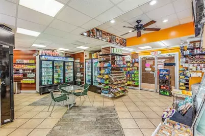 100 Manhattan Ave #1319, Union City, NJ 07087 - Photo 4