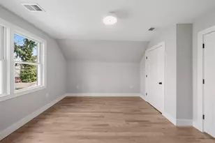 5 Pavonia Ct, Bayonne, NJ 07002 - Photo 6