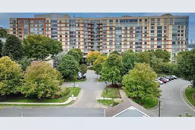 8100 River Rd #602, North Bergen, NJ 07047 - Photo 2
