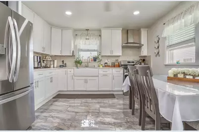 7105 Durham Ave, North Bergen, NJ 07047 - Photo 8