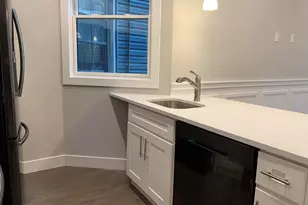 1004 Summit Ave, Jersey City, NJ 07307 - Photo 2