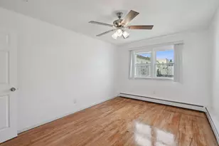 140 Hopkins Ave, Jersey City, NJ 07306 - Photo 14