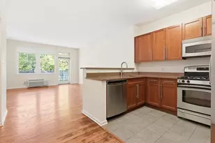 4 Constellation Pl, Jersey City, NJ 07305 - Photo 8