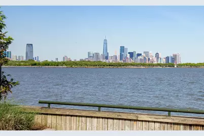 4 Constellation Pl #106, Jersey City, NJ 07305 - Photo 38