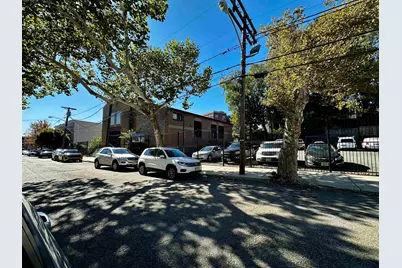 33 Prescott St, Jersey City, NJ 07304 - Photo 4