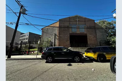 33 Prescott St, Jersey City, NJ 07304 - Photo 2