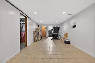 176 Boyd Ave, Jersey City, NJ 07304 - Photo 36