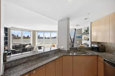600 Harbor Blvd #870, Weehawken, NJ 07086 - Photo 6
