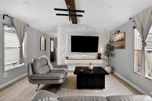 197 W 24th St, Bayonne, NJ 07002 - Photo 4