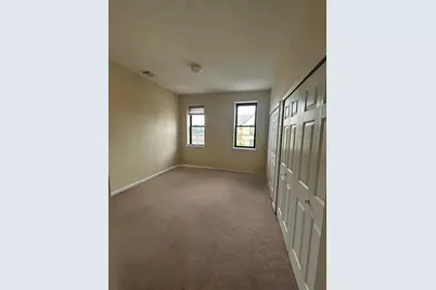 37 14th St #5, Bayonne, NJ 07002 - Photo 10