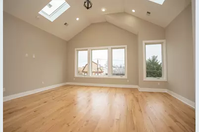 111 Poplar St, Jersey City, NJ 07307 - Photo 24