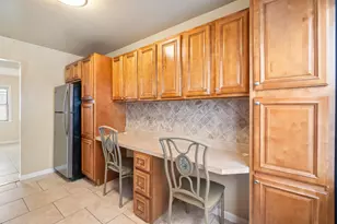36 Crossgate Rd, Jersey City, NJ 07305 - Photo 4
