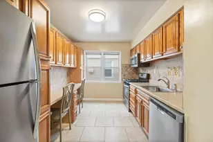 36 Crossgate Rd, Jersey City, NJ 07305 - Photo 1