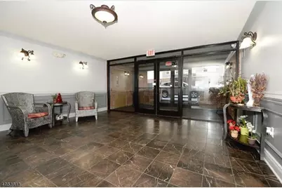 318 54th St #4E, West New York, NJ 07093 - Photo 2