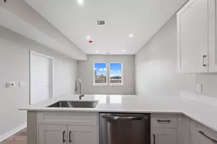 475 Communipaw Ave, Jersey City, NJ 07304 - Photo 2