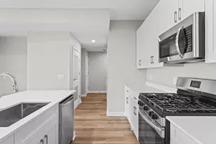 475 Communipaw Ave, Jersey City, NJ 07304 - Photo 2