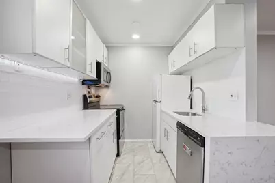 56 68th St #7, Guttenberg, NJ 07093 - Photo 2