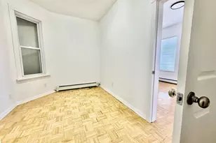 204 Olean Ave, Jersey City, NJ 07306 - Photo 10