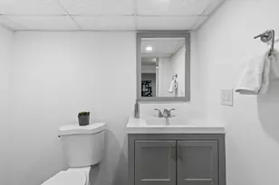 7 Burr Pl, Weehawken, NJ 07086 - Photo 30