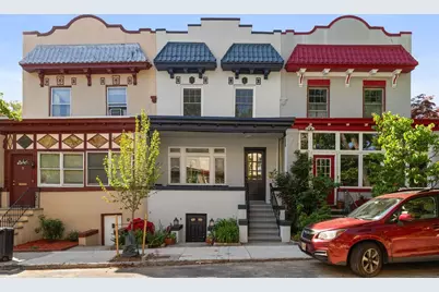7 Burr Pl, Weehawken, NJ 07086 - Photo 1