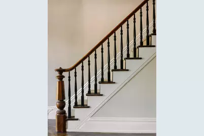 22 West Hamilton Pl, Jersey City, NJ 07302 - Photo 4
