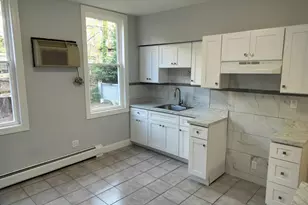 352 New York Ave, Jersey City, NJ 07307 - Photo 6