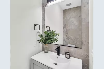 82 Pamrapo Ave #3, Jersey City, NJ 07305 - Photo 18