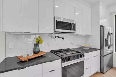 82 Pamrapo Ave #3, Jersey City, NJ 07305 - Photo 12