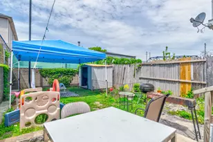 77 Wallis Ave, Jersey City, NJ 07306 - Photo 18
