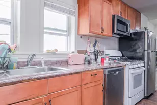 77 Wallis Ave, Jersey City, NJ 07306 - Photo 2