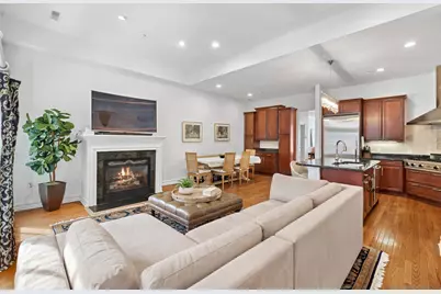 36 Regency Pl #36, Weehawken, NJ 07086 - Photo 4